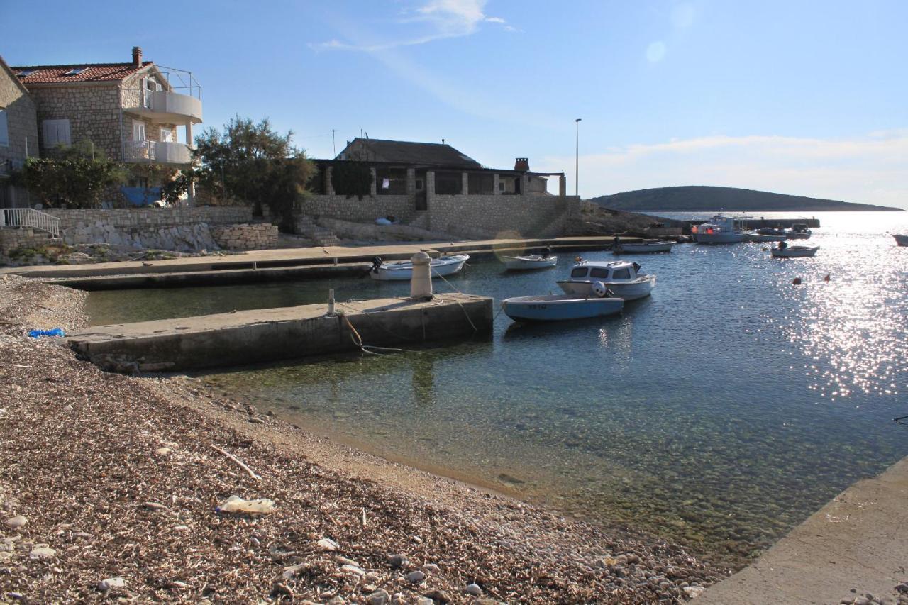 Apartments By The Sea Rukavac, Vis - 2478 Rukavac  Exterior photo